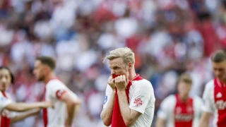 Νέο δώρο από Άγιαξ και ολοταχώς για τον τίτλο η Αϊντχόφεν