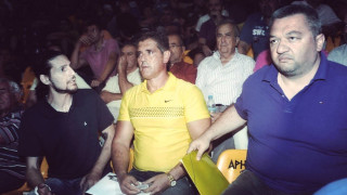 Χαμός στον Άρη και παραίτηση Γαλανού