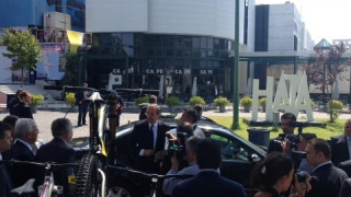 Ομολογιούχος προς Σαμαρά στη ΔΕΘ: Είμαστε στα πρόθυρα της αυτοκτονίας (video)