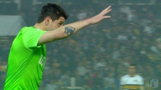 Έφαγε πέτρα στο κεφάλι ο πορτιέρο της Μπόκα (video)