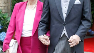 Ροζ αποκαλύψεις για τη σύζυγο του Ρεχάγκελ από τον Λέγκατ