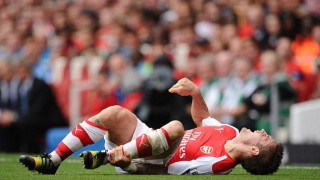 Άσχημα νέα για Ντεμπισί στην Άρσεναλ