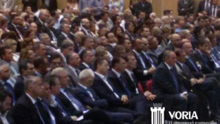 Ο Σαμαράς μιλούσε, ο Μπουτάρης "χαλάρωνε"