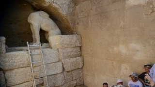 Ο παγκόσμιος Πλάτωνας σχεδίασε τον τάφο της Αμφίπολης