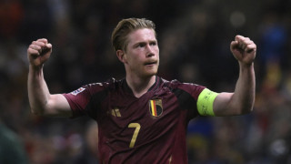 «Ο Ντε Μπρόινε είπε το ναι στη Νάπολι», γράφουν στο Βέλγιο