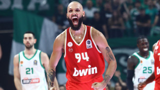 Ο Ολυμπιακός άλωσε το ΟΑΚΑ και έγινε αφεντικό στη σειρά των τελικών με τον Παναθηναϊκό