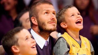 Ο Κάρολος Γ' έχρισε ιππότη τον Ντέιβιντ Μπέκαμ