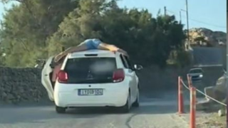 Μύκονος: Νεαρός έκανε car surfing στην οροφή αυτοκινήτου