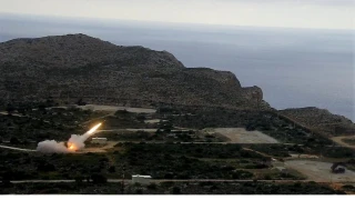 Έχει η Ελλάδα υπόγειο φρούριο; Τι συμβαίνει με τα υπόγεια αρχηγεία και πώς προστατεύεται από πυραυλική επίθεση
