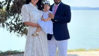 Γκολιδάκης-Αρβανιτίδου: Βάφτισαν την κόρη τους