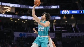 Μίτσιτς: «Οι Μπακς συμφώνησαν να τον αποδεσμεύσουν»