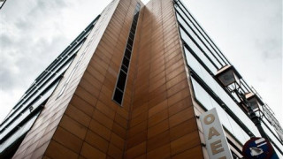 Διοικητής ΟΑΕΕ: «Όποιος δεν μπορεί να πληρώνει, να πάει στη Βουλγαρία»