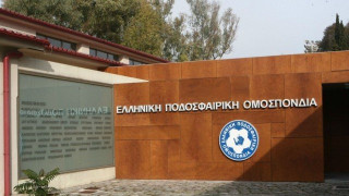 Τα κάστρα    πέφτουν, ο     χείμαρρος   έγινε ποτάμι