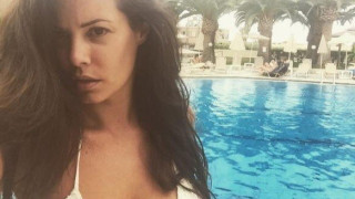 Το διαφανές κορμάκι της                 Μαρίας Κορινθίου (pics)