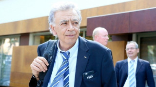 Επαφές στην     Ελλάδα  για την ΕΠΟ     ο Κουτσοκούμνης