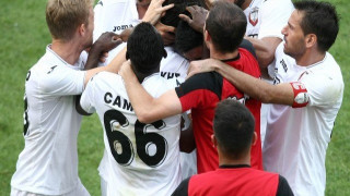 Ε-Π-Ι-Κ-Ο γκολ από Βασιλακάκη μέσα       στη Λεωφόρο