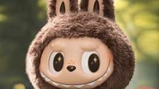 Βρέθηκε ο σταρ που δεν γνωρίζει τα Labubu!