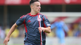 Ολυμπιακός: Ποιος είναι ο Σταύρος Πνευμονίδης, που έθελξε κόντρα στη Μπρέντα