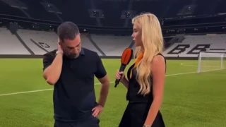 Αρντά Τουράν: Ρητή εντολή της συζύγου του-«Δεν κοιτάς την υπεύθυνη Τύπου στα μάτια» (vid,pics)