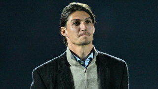 Έντονο... τετ α τετ Τσούμπερ - δημοσιογράφου - «Είσαι δημοσιογράφος εσύ;»