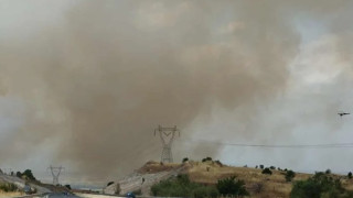 «Φούντωσε» ξανά η πυρκαγιά στην Ποντοκώμη Κοζάνης-Έκλεισε ο κάθετος άξονας της Εγνατίας