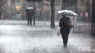 Κακοκαιρία-Χριστούγεννα: Πού θα βρέχει… σερί για μέρες