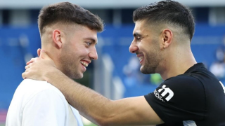 Το τετ-α-τετ Τζίμα-Κουλιεράκη στο περιθώριο του Μπράιτον-Βόλφσμπουργκ (pic)