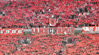 Σαμσουνσπόρ-ΑΕΚ: Προκλητικά συνθήματα των Τούρκων για τον Κεμάλ Ατατούρκ (vid)