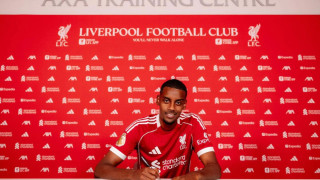 Ο κύβος ερρίφθη: Ο Ίσακ και με τη βούλα παίκτης της Λίβερπουλ!