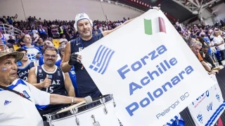 Eurobasket 2025: Τρομερή κίνηση από τους Έλληνες φιλάθλους για τον Ακίλε Πολονάρα