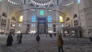 Τουρκία: Ρώσοι φιλήθηκαν μέσα σε τζαμί και συνελήφθησαν