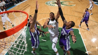 Πήρε τον «εμφύλιο» ο Αντετοκούνμπο, έγραψε ιστορία ο Λεμπρόν (videos)