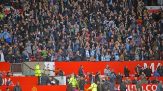 Οπαδοί της Σίτι ρήμαξαν τις τουαλέτες στο Ολντ Τράφορντ (pics)