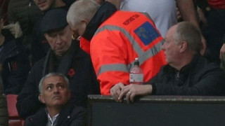 Ετοιμάζεται για διπλή «καμπάνα» η Γιουνάιτεντ (pics)