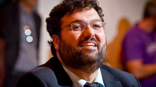 ΘΕΜΑ: Ροκάς                   και φαν του Καζαντζάκη