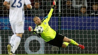 Χειρουργήθηκε                      ο Κάσπερ Σμάιχελ