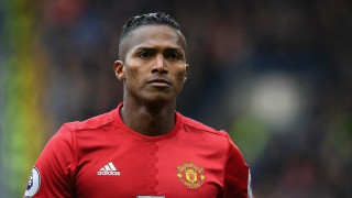 Χειρουργήθηκε                                ο Βαλένσια