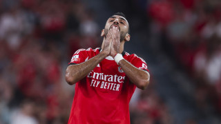 «Ασπίδα» Μουρίνιο σε Παυλίδη: «Δουλεύει σκληρά, καμία κριτική...»