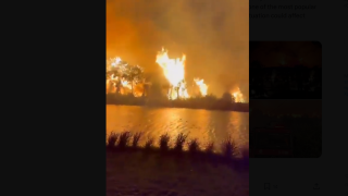 Στις φλόγες ξανά η Αττάλεια: Εκκενώθηκαν ξενοδοχεία, που απειλούνται από την πυρκαγιά