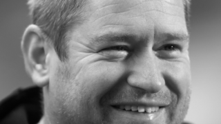 Αγγλία: Πέθανε στα 47 του πρώην προπονητής των Λίβερπουλ και Τσέλσι