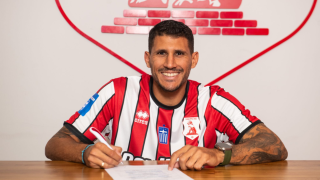 Καρέλης: Επίσημα ο «Έλληνας Hulk» στον Πανσερραϊκό