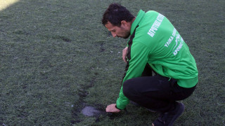 Παράπονα για την κατάσταση του πλαστικού τάπητα στους Αμπελόκηπους