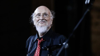 Διονύσης Σαββόπουλος: Ανταποκρίνεται στη θεραπεία-Πότε θα πάρει εξιτήριο