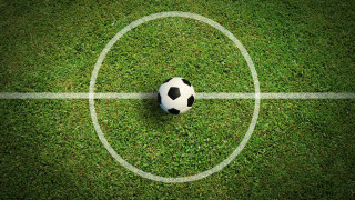 Όλα τα φώτα στην Πολίχνη και στο ντέρμπι κορυφής ανάμεσα στον Φοίνικα και τον Παύλο Μελά