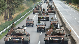 Θεσσαλονίκη: Μεγαλειώδης η δοκιμαστική παρέλαση των Ενόπλων Δυνάμεων