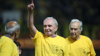 «Γέφυρα» ανάμεσα στο παρελθόν και στο παρόν: Οι γηραιότεροι κάτοχοι εισιτηρίων διαρκείας του Άρη συνόδεψαν τους παίκτες