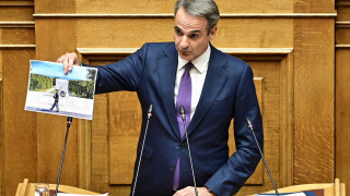 Μητσοτάκης: «Οι ιεροί τόποι ανήκουν σε όλους, όχι σε αυτούς που φωνάζουν περισσότερο»