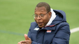 Λιλ-ΠΑΟΚ: Η αστεία συνομιλία Ραγκουέλ με Έλληνες δημοσιογράφους