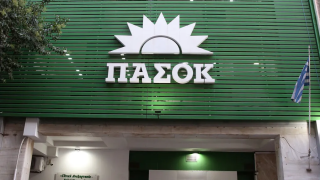 Αποθέωνε... Μητσοτάκη ο νέος διευθυντής του γραφείου του Ανδρουλάκη