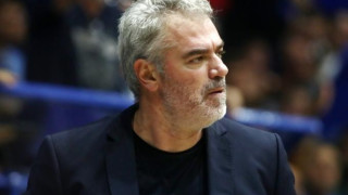 Σιγάλας: «Οι παίκτες πρέπει να εμφανιστούν στο παρκέ»
